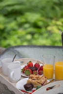 A Hidden Haven & Water Garden Cottages