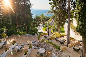 Hotel Moeesy, Blue & Green Oasis