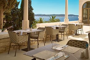 Hotel Moeesy, Blue & Green Oasis