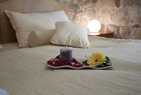 Authentic Luxury Rooms