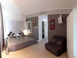 Authentic Luxury Rooms