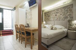 Authentic Luxury Rooms