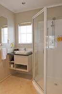 Sport of Kings Motel