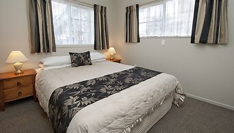 Sport of Kings Motel