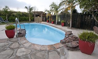 Sport of Kings Motel