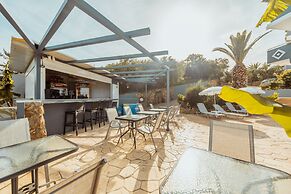 Zante Calinica Hotel