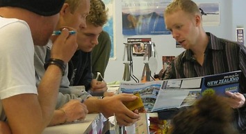 Surf 'N' Snow Backpackers - Hostel