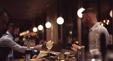 Enter St. Elisabeth Hotel