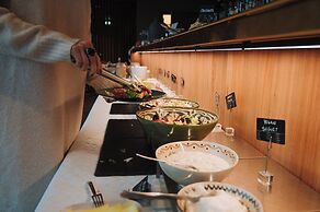 Enter St. Elisabeth Hotel