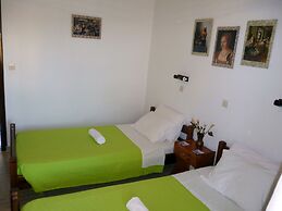 Villa Helen's Apartments