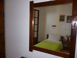 Villa Helen's Apartments