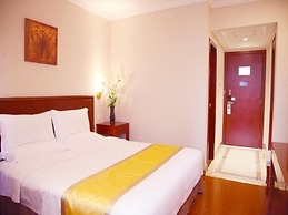 Green Tree Inn Zhenjiang Zhongyang Street RT-MART
