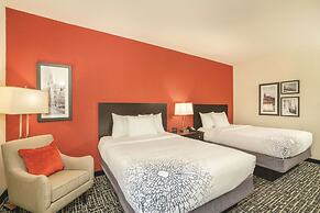 La Quinta Inn & Suites by Wyndham Smyrna TN - Nashville