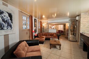 Hôtel Le Chardon Bleu