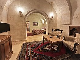 Stone House Cave Hotel