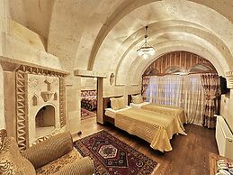 Stone House Cave Hotel