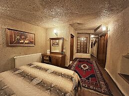 Stone House Cave Hotel