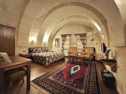 Stone House Cave Hotel