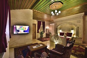 Stone House Cave Hotel