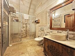 Stone House Cave Hotel