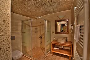 Stone House Cave Hotel