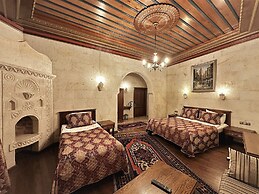 Stone House Cave Hotel