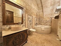 Stone House Cave Hotel