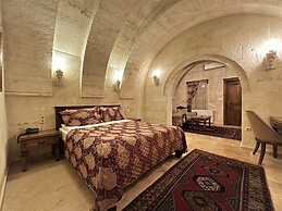 Stone House Cave Hotel