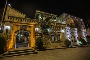 Stone House Cave Hotel