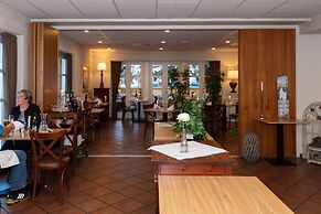 Foldens Hotel