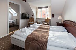 Foldens Hotel