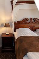 Foldens Hotel