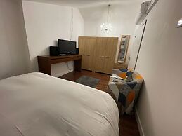 Tovey Lodge