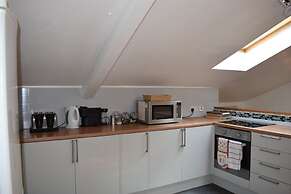 Tovey Lodge