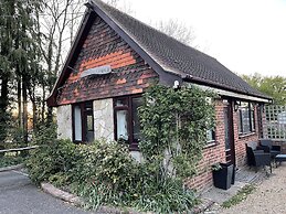 Tovey Lodge