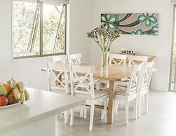 The Retreat Beach Houses