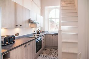 Invernairne Guest House