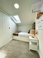 Invernairne Guest House