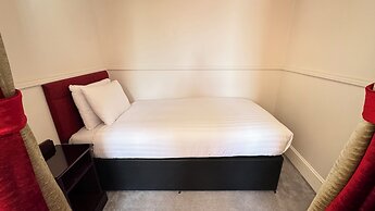 Invernairne Guest House