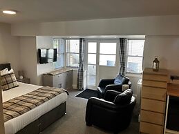 Invernairne Guest House