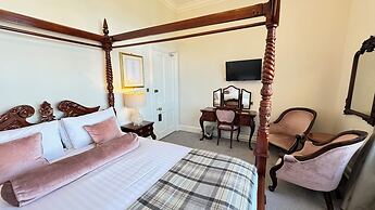 Invernairne Guest House