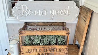 Invernairne Guest House