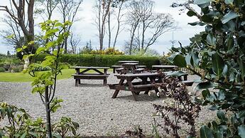 Invernairne Guest House