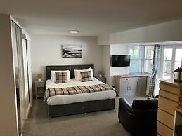 Invernairne Guest House