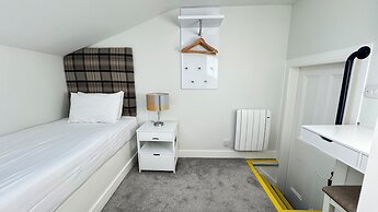 Invernairne Guest House