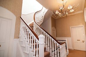 Invernairne Guest House