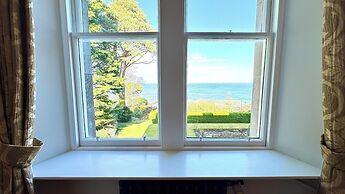 Invernairne Guest House