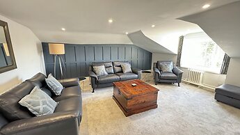 Invernairne Guest House