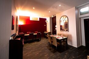 Brit Hotel Confort Auclair Gueret