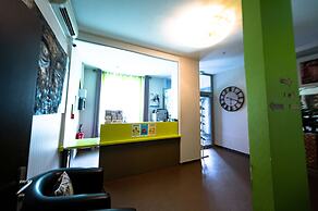 Brit Hotel Confort Auclair Gueret